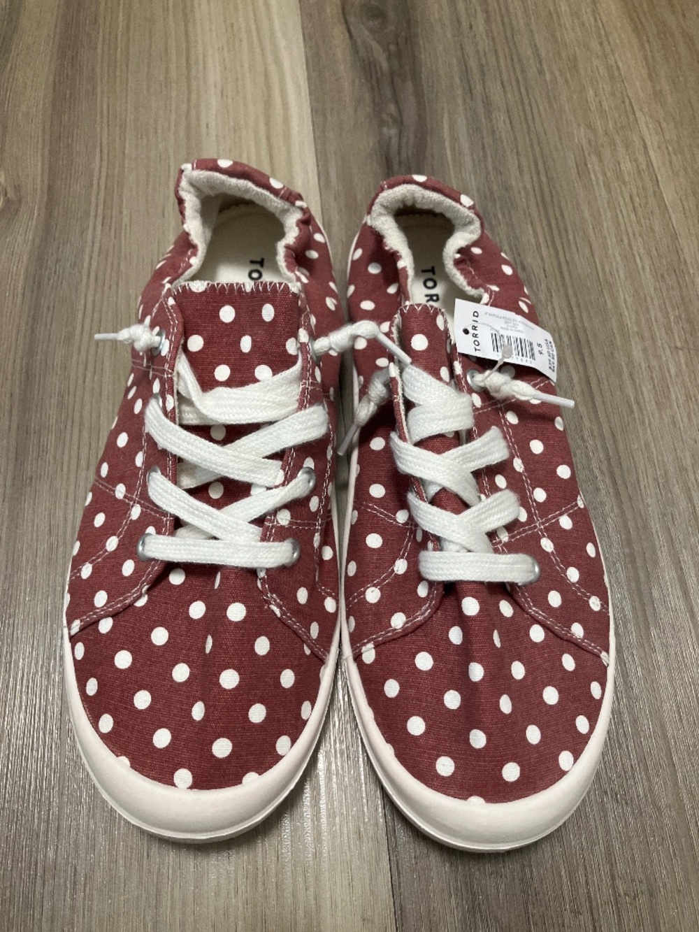 Torrid marsala polka dot ruched sneakers size 9.5